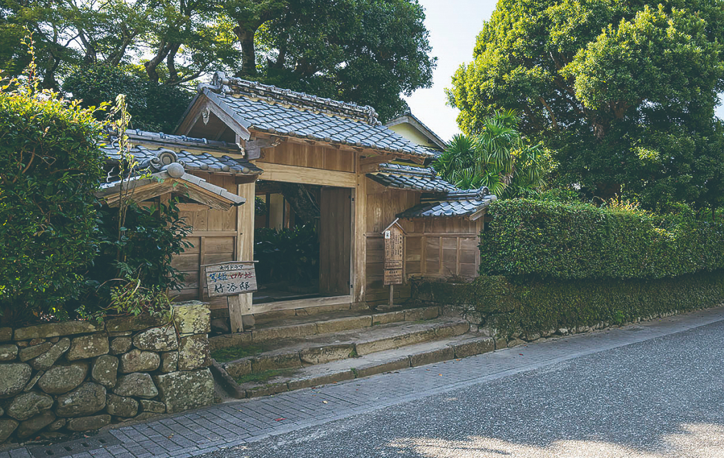 Samurai Road (1) — A walking tour of fumoto samurai districts